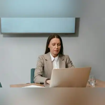 郑德德